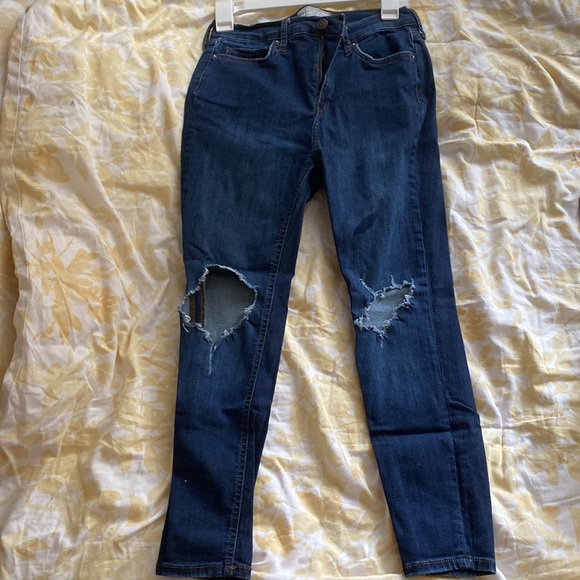 Free People distressed jeans. - Picture 2 of 2